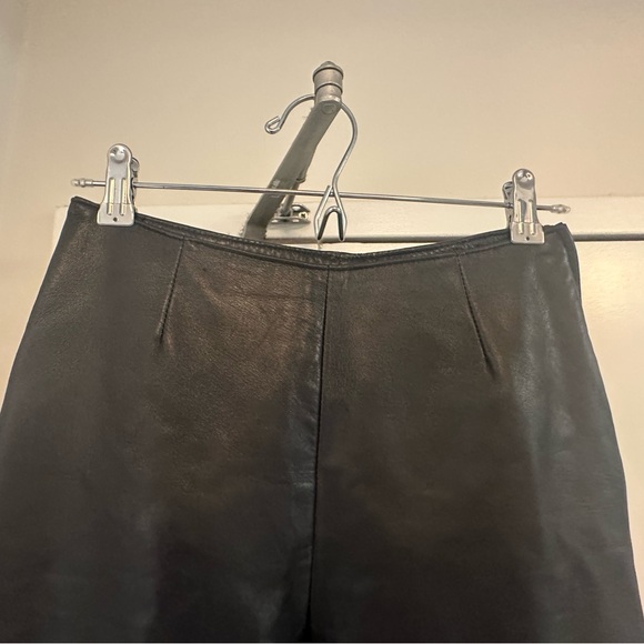 Danier Real Leather pants - Made in Canada 🍁 - Picture 5 of 7